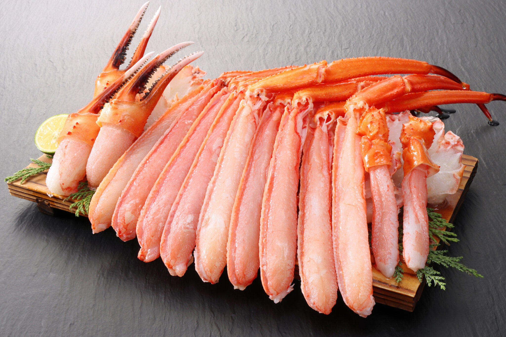 生ずわい蟹半むき身満足セット